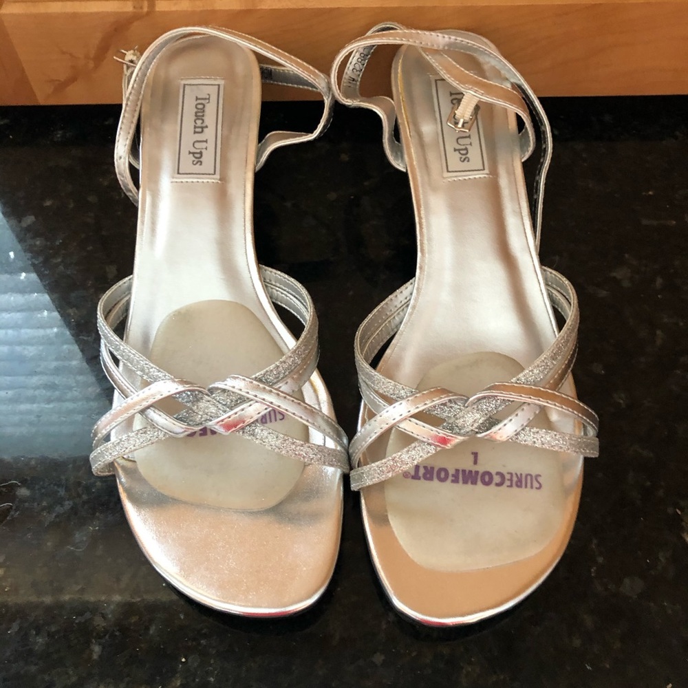 Women’s dress strapped sandals - Picture 3 of 6